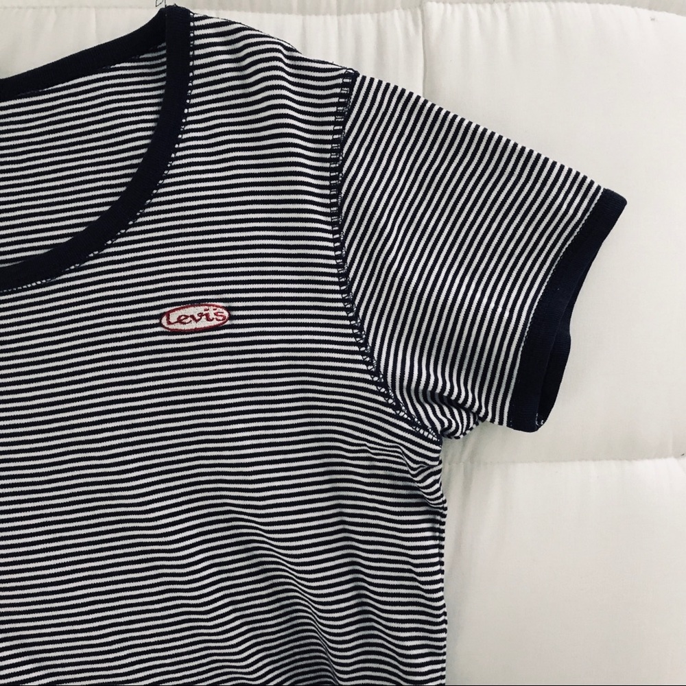 👕Authentic Levi’s Shirt👕